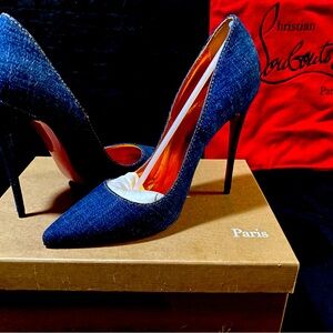 NIB Louboutin in Miss Denim. So Kate 38.5